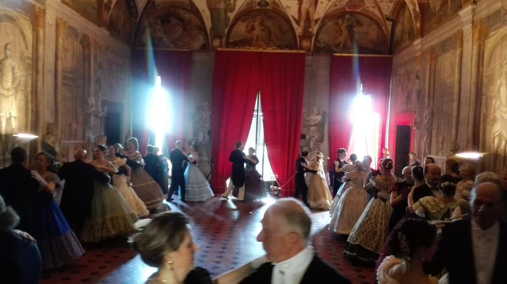 Villa Di Corliano Relais All'Ussero San Giuliano Terme Eksteriør bilde